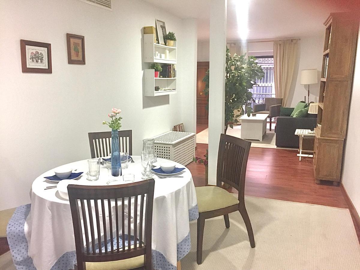 En El Centro De Apartamento Sevilla