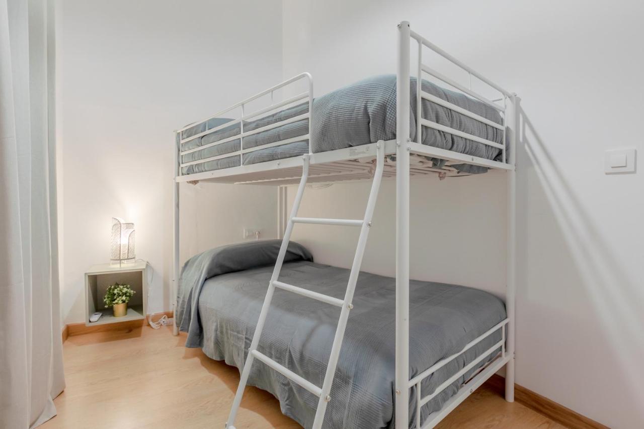 Avanti La Campana, Con Un Balcon Que Te Enamorara Del Ambiente De Apartment *