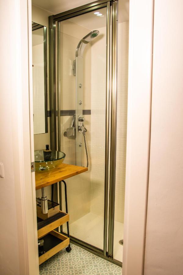 Apartment New In Traditional Building Of The Xvi Century Seville