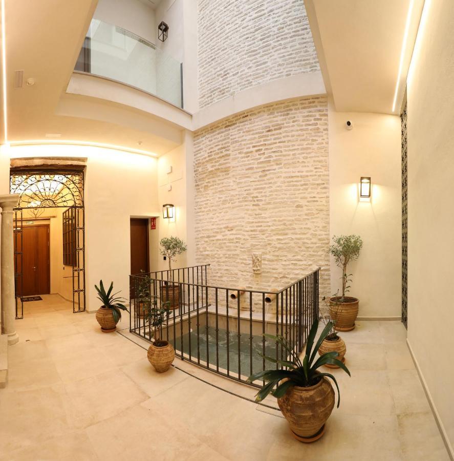 Casa Señorial Del Siglo Xviii Apartahotel Sevilla