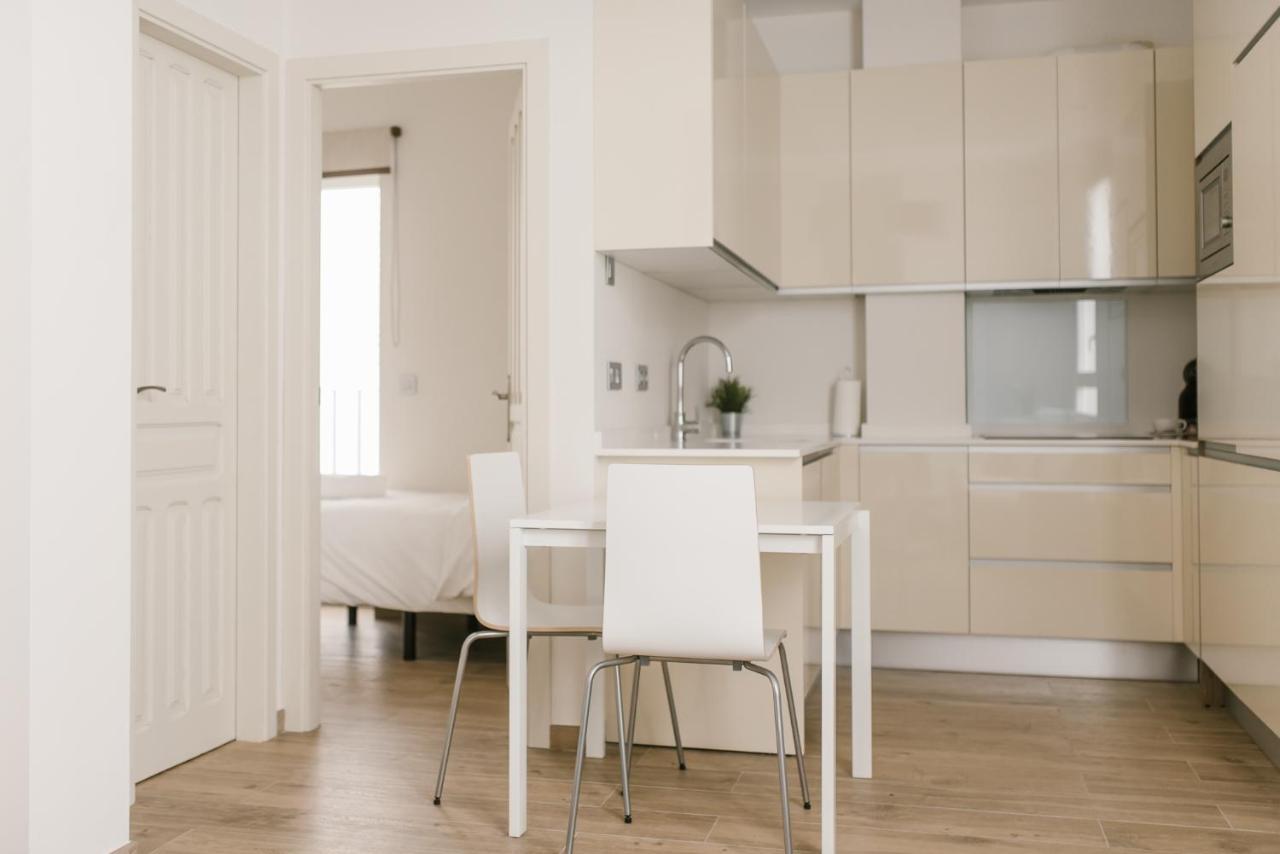 Apartamento T1, Tirso De Molina, Luminoso Y Tranquilo *