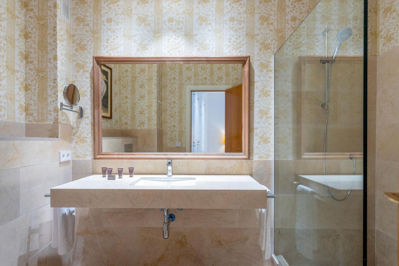 Genteel Don Remondo Apartment