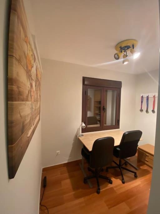 Apartamento En Luis Montoto, Nervión. Céntrico