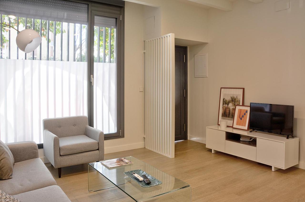 Apartamento De Dos En Triana