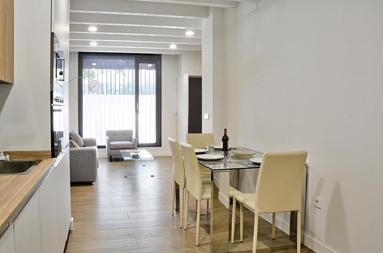 Apartamento De Dos En Triana *