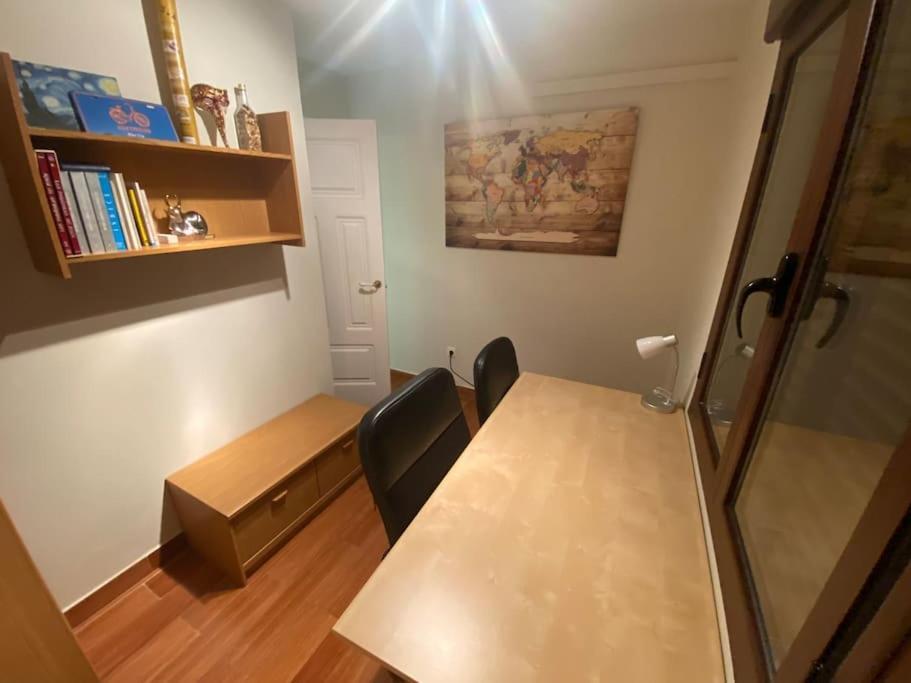 Apartamento En Luis Montoto, Nervión. Céntrico *