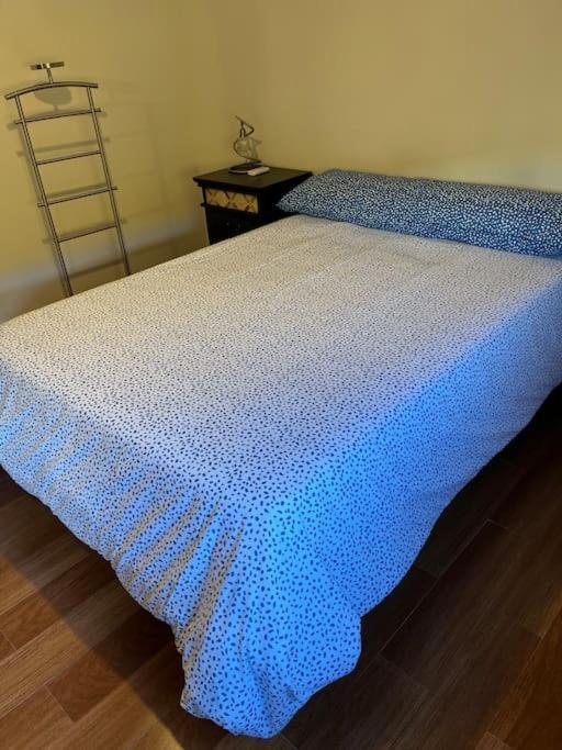 Apartamento En Luis Montoto, Nervión. Céntrico