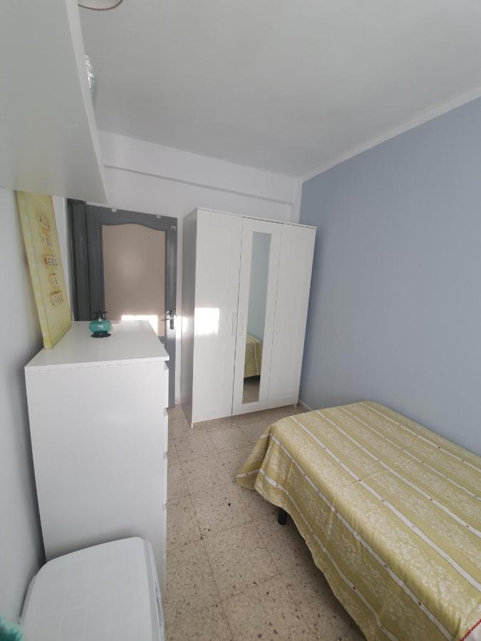 Amplio Apartamento En El Centro De Triana Apartamento