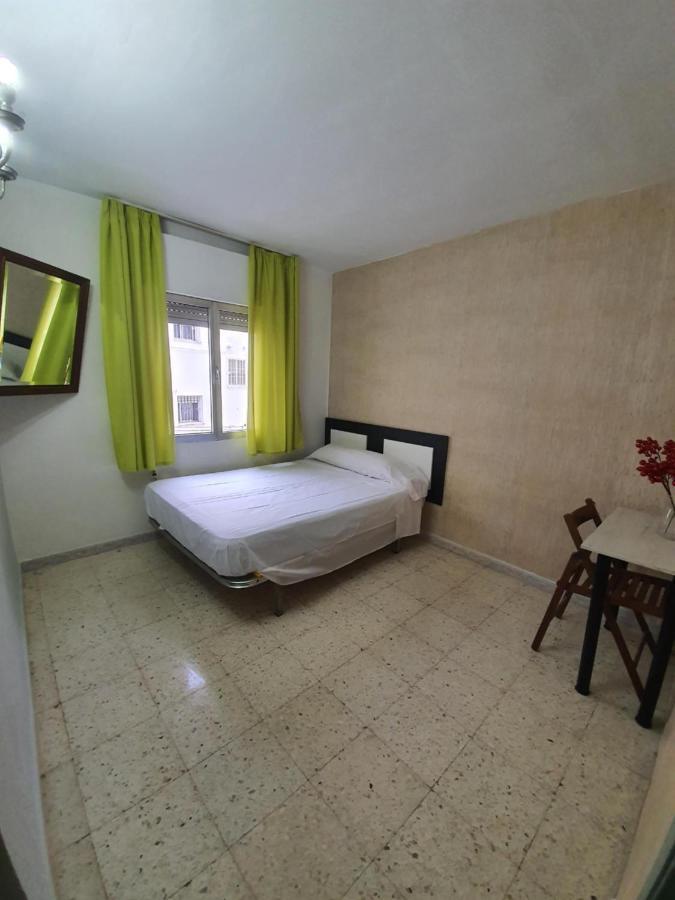 Amplio Apartamento En El Centro De Triana *