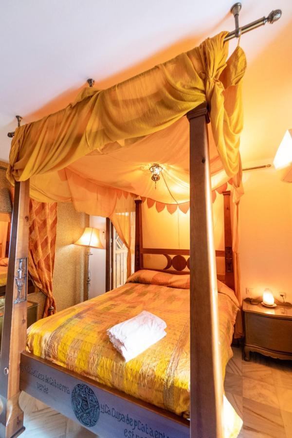 Aparthotel Suay *