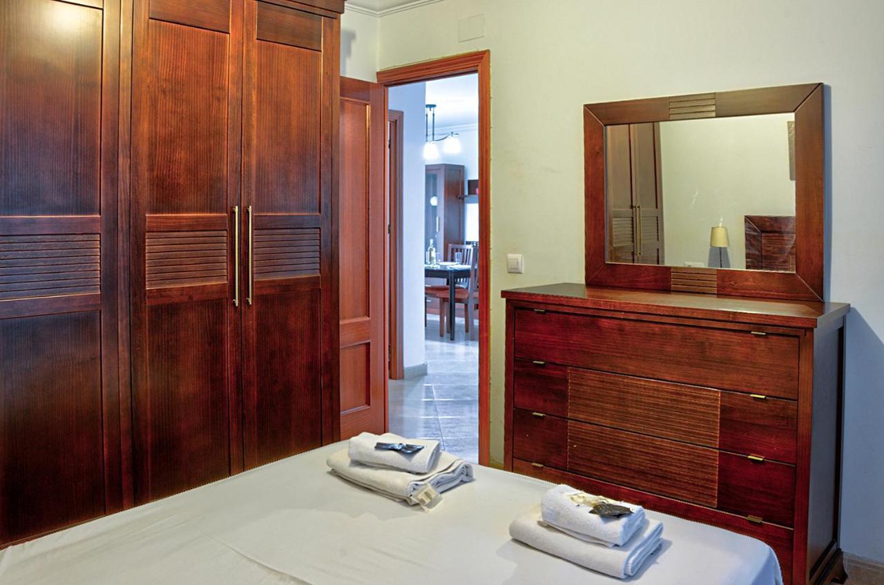 Apartamento CheckINN - Apartamento de 3 dormitorios en Triana *