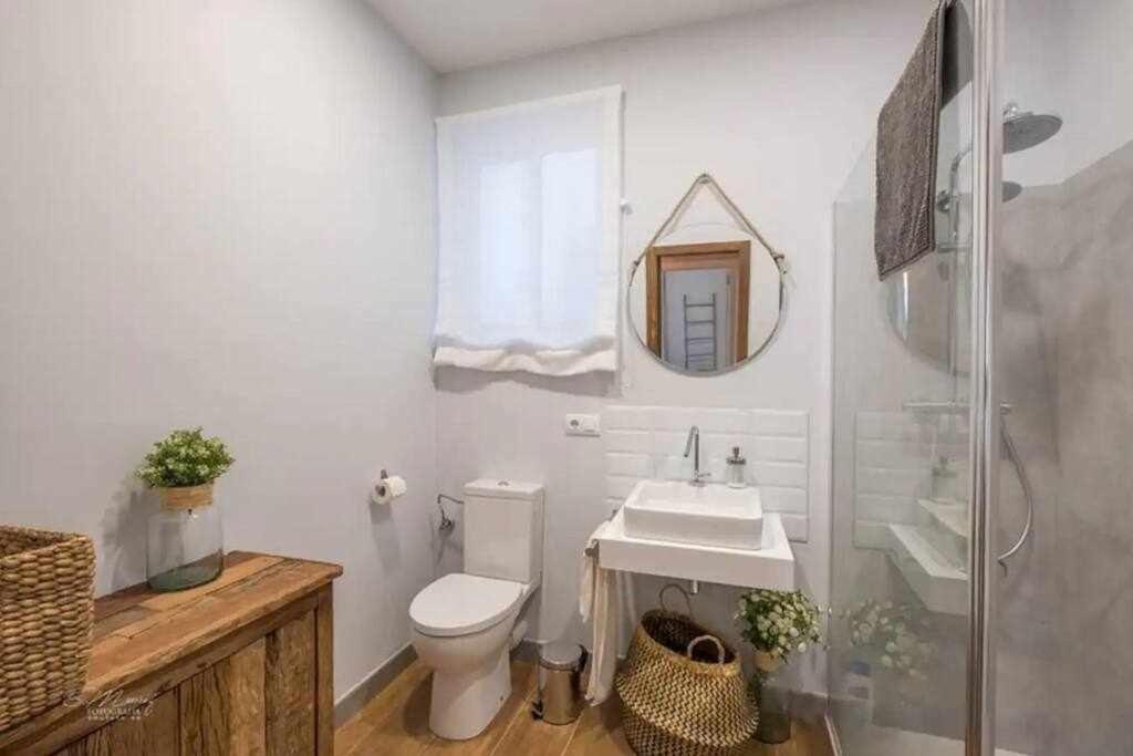 Parking Free - Cathedral Area -2 Months Min Apartamento