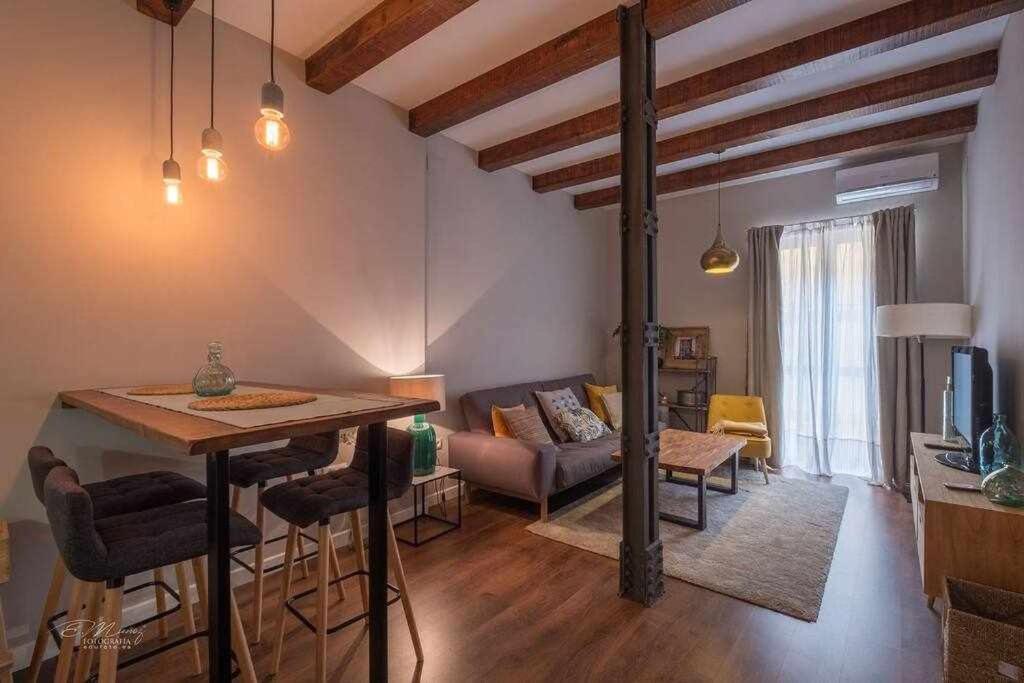 Parking Free - Cathedral Area -2 Months Min Apartamento *