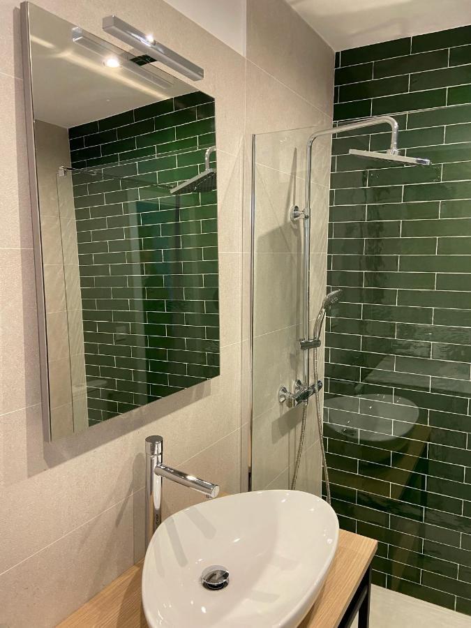 Casa Naia Santa Rufina 7 * Seville