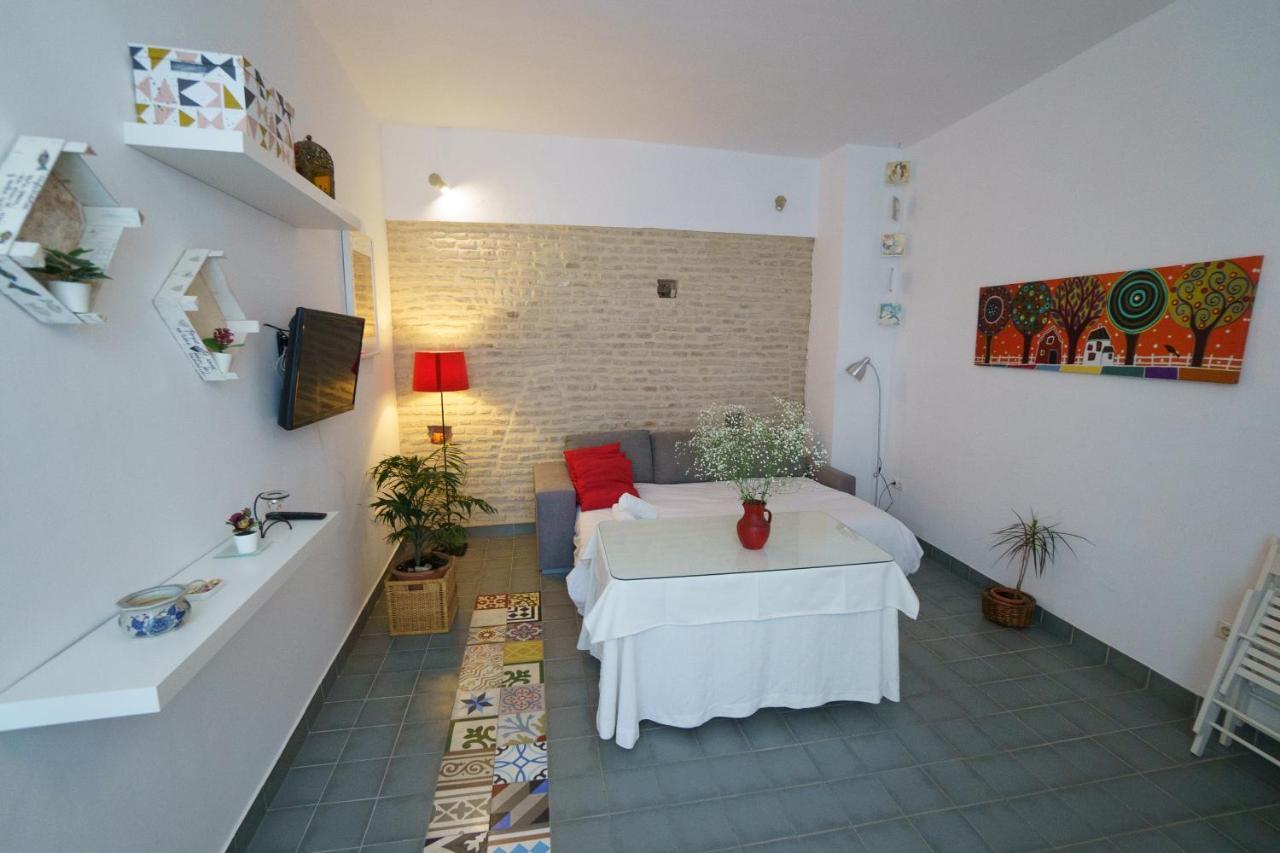 Rentalsevilla Coqueto Apartamento Junto Al Palacio De Las Dueñas Apartamento Sevilla