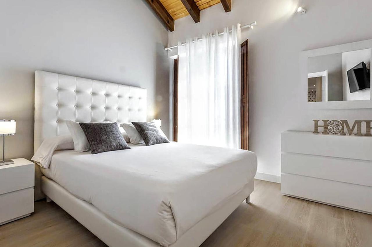 Palacio Del Siglo Xvii Frente A Jardines De Murillo Apartamento Sevilla