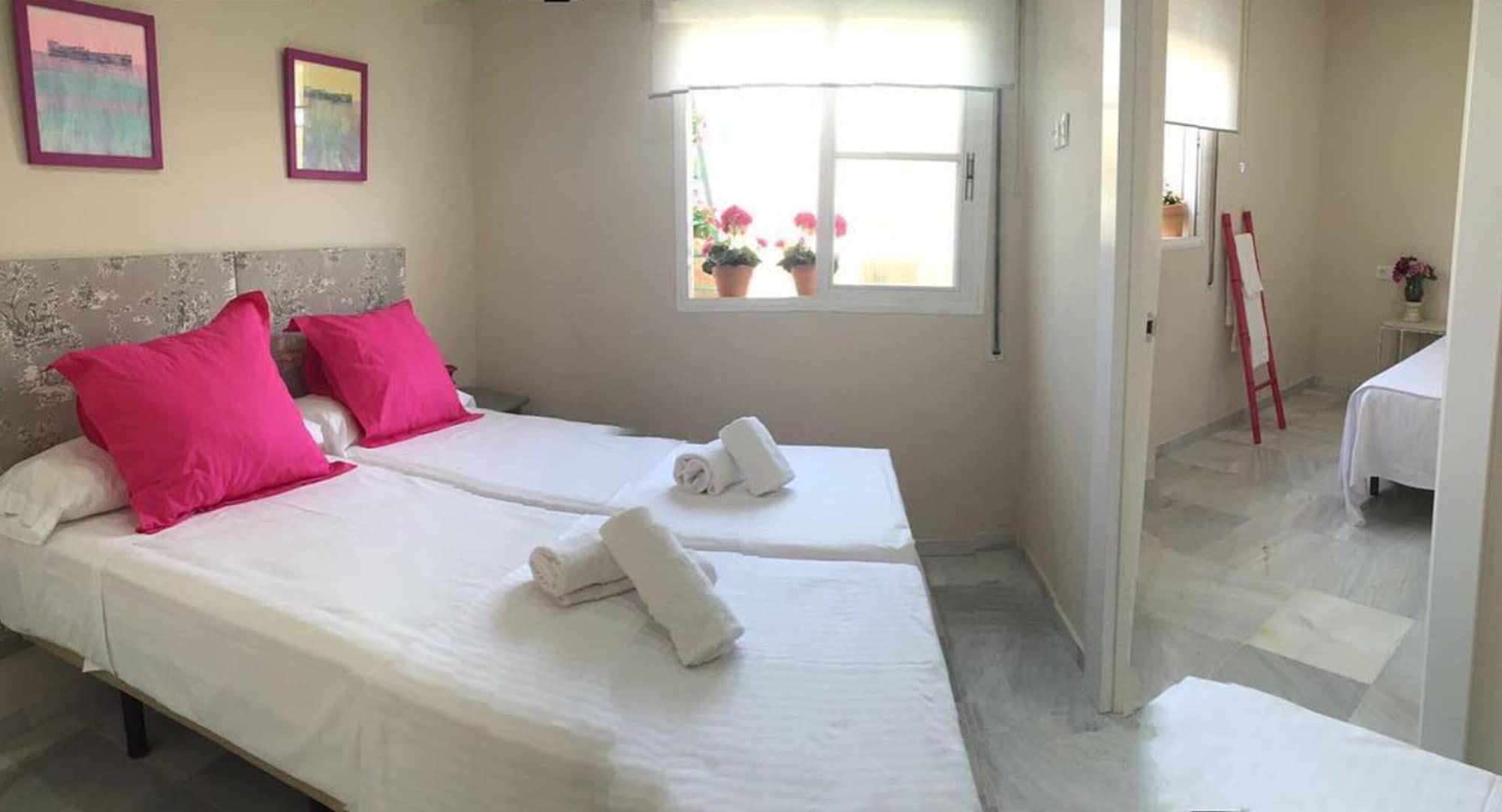 Guest house Nuea Alameda 2*