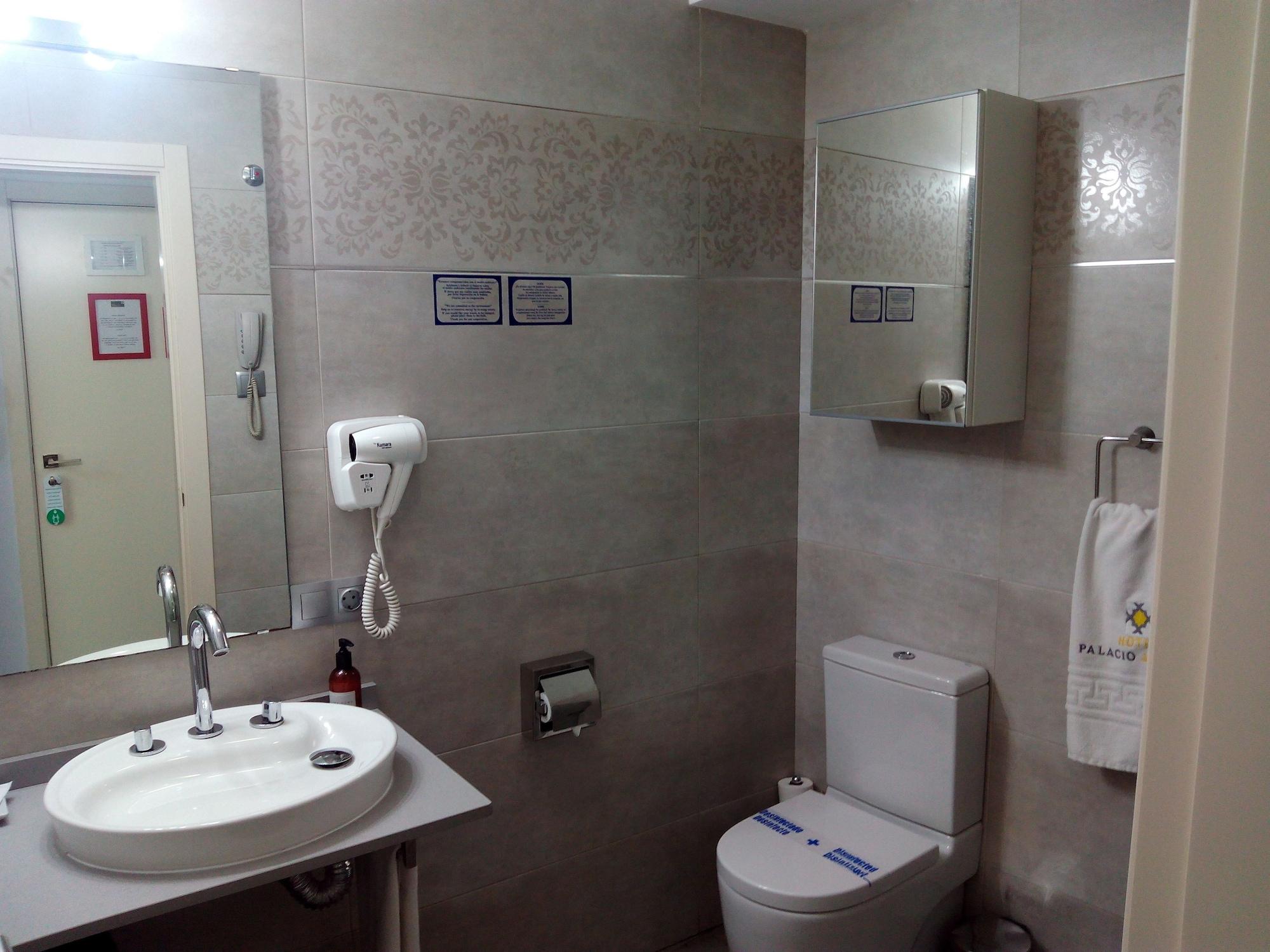 Hotel Palacio Alcázar 4*