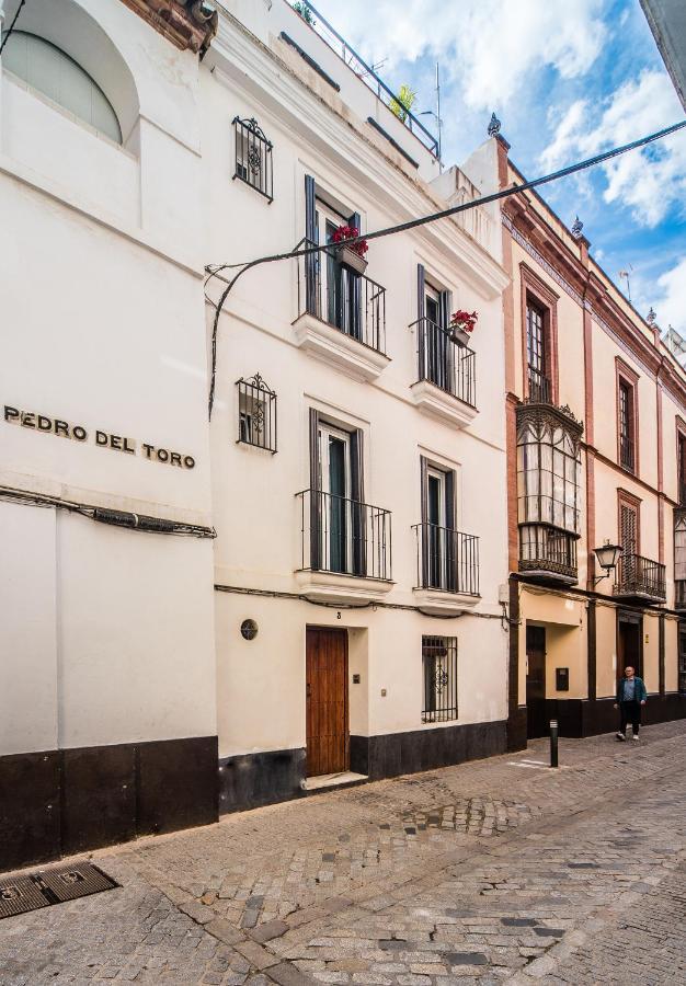 - Pedro Del Toro - Museo Apartamento Sevilla