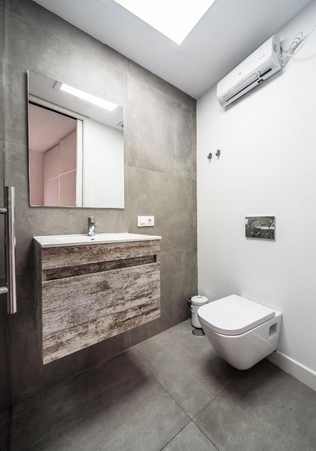 Apartamento - Pedro Del Toro - Museo *