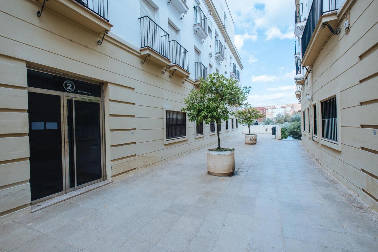 Magno Paseo De La O - Private Parking Included Apartamento