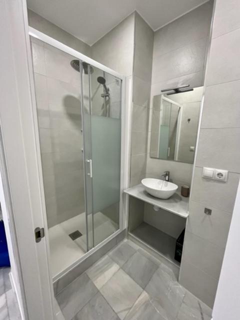 Ad1b Arenal 3br Apartment, 250 Mtrs From Cathedral * Sevilla