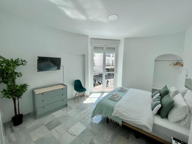 Ad1b Arenal 3br Apartment, 250 Mtrs From Cathedral Sevilla