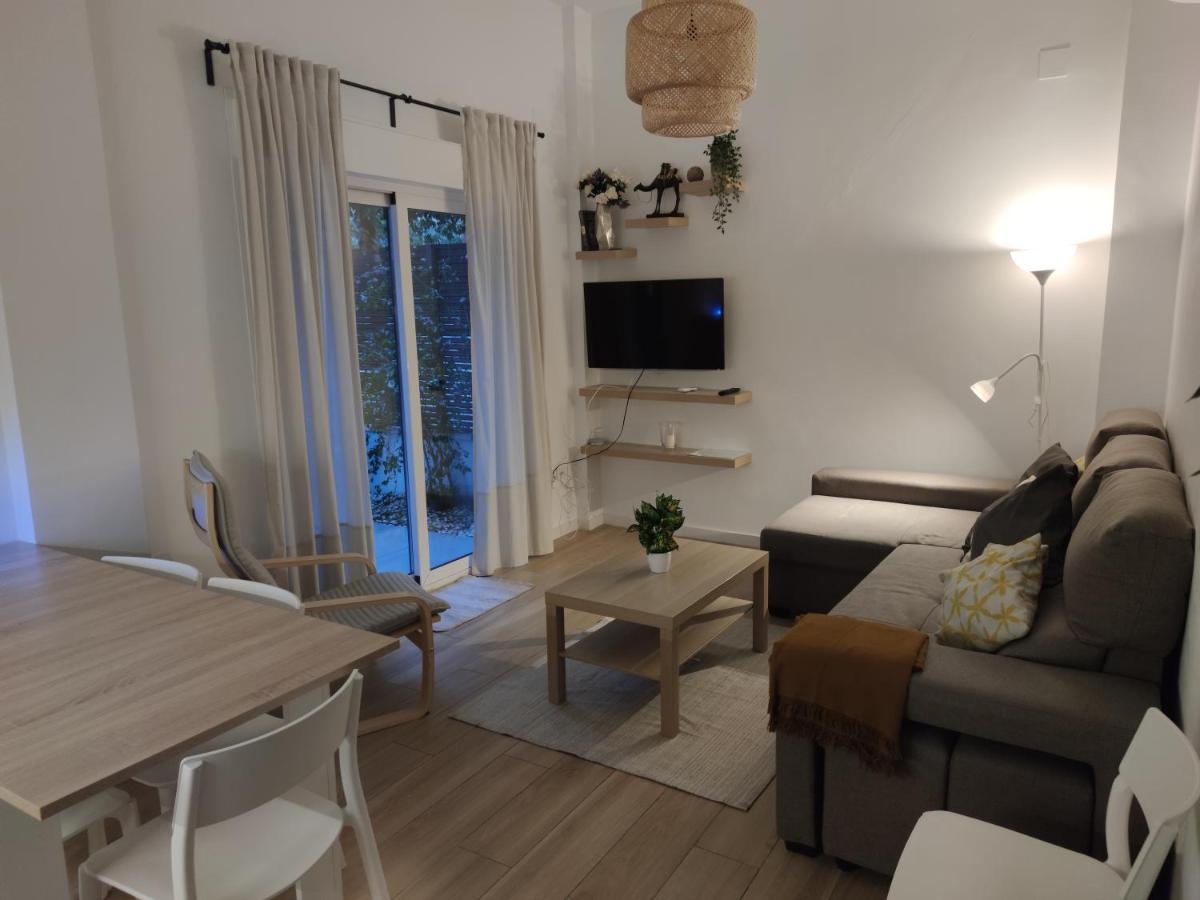 Bajo Luminoso En Barrio De Nervion Apartamento