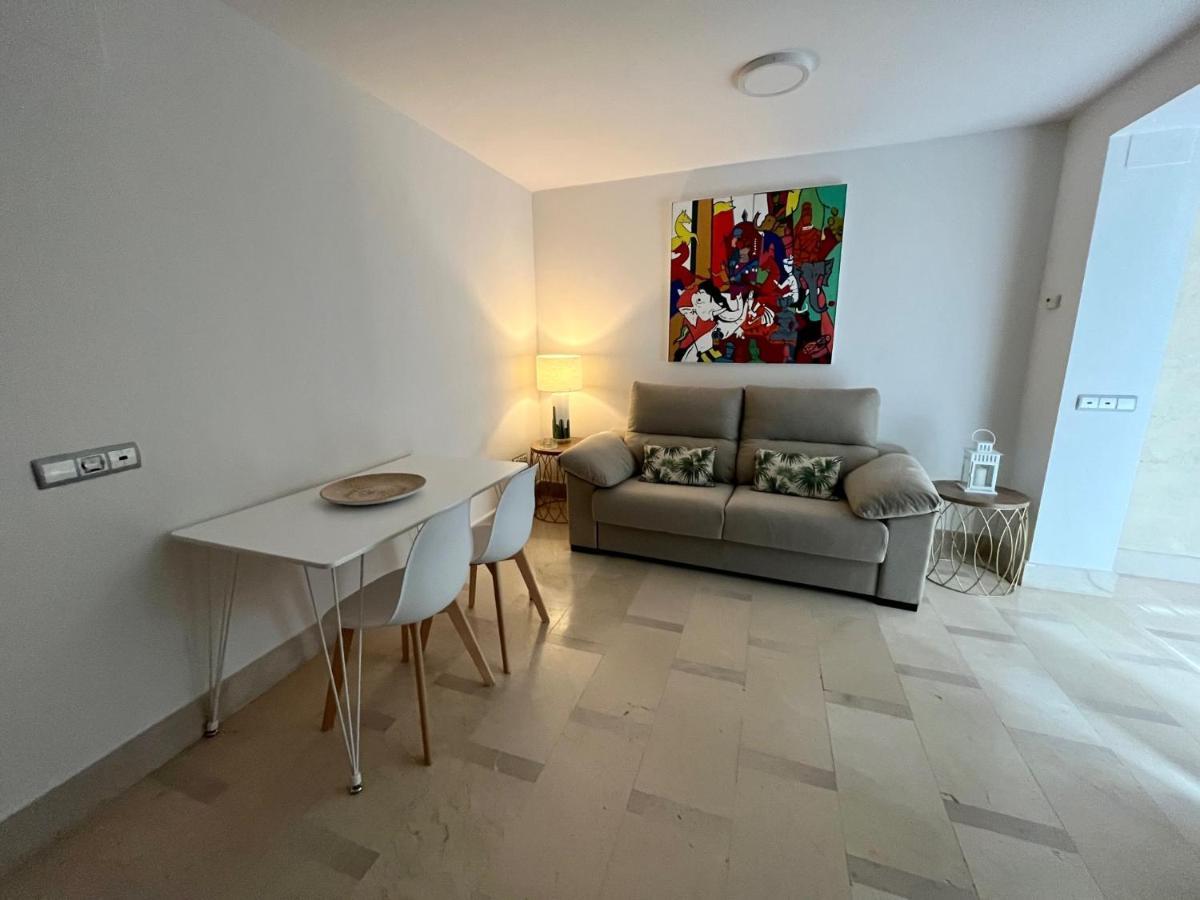 Apartamento 1d Brand New Downtown Sevilla, Azofaifo Street *