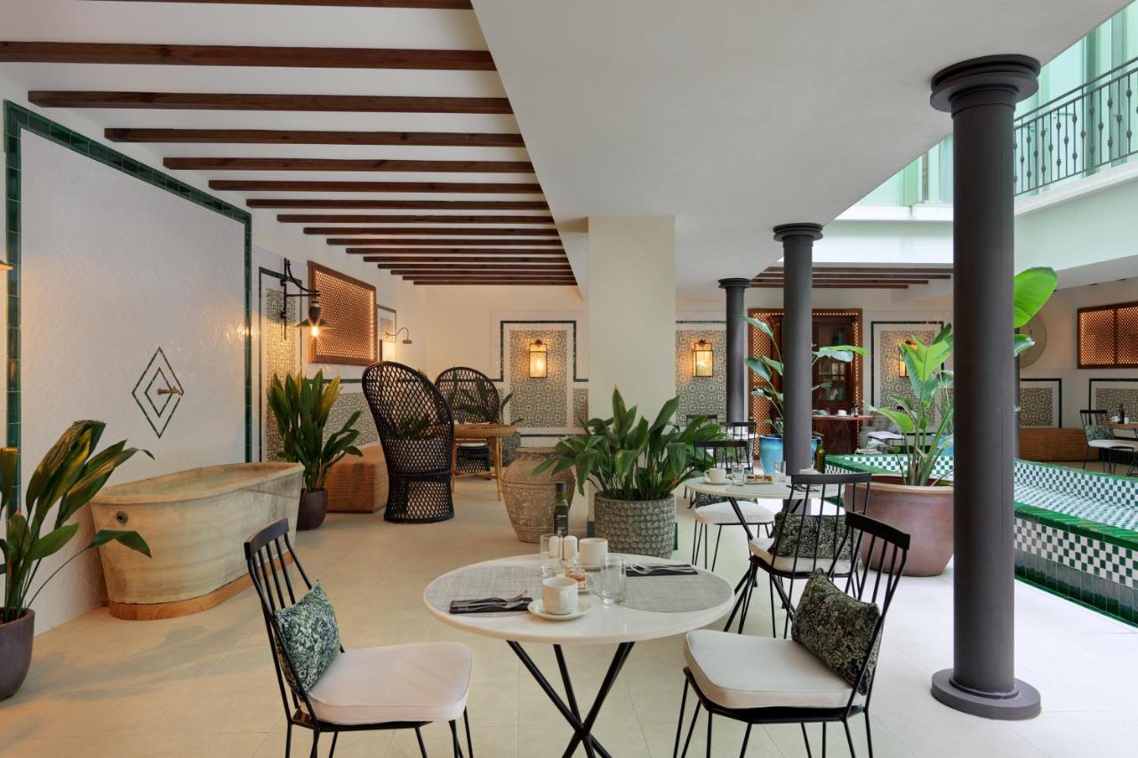 H10 Casa De La Plata 4*