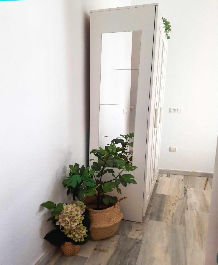 Apartamento Lovely Center - Sunny Balcony Alfalfa