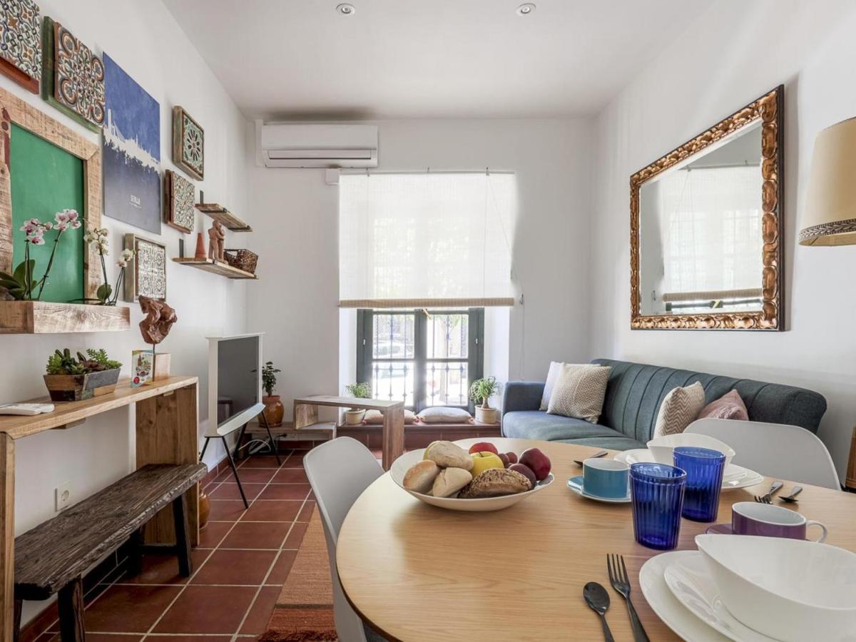 Apartment Castilla 88 *