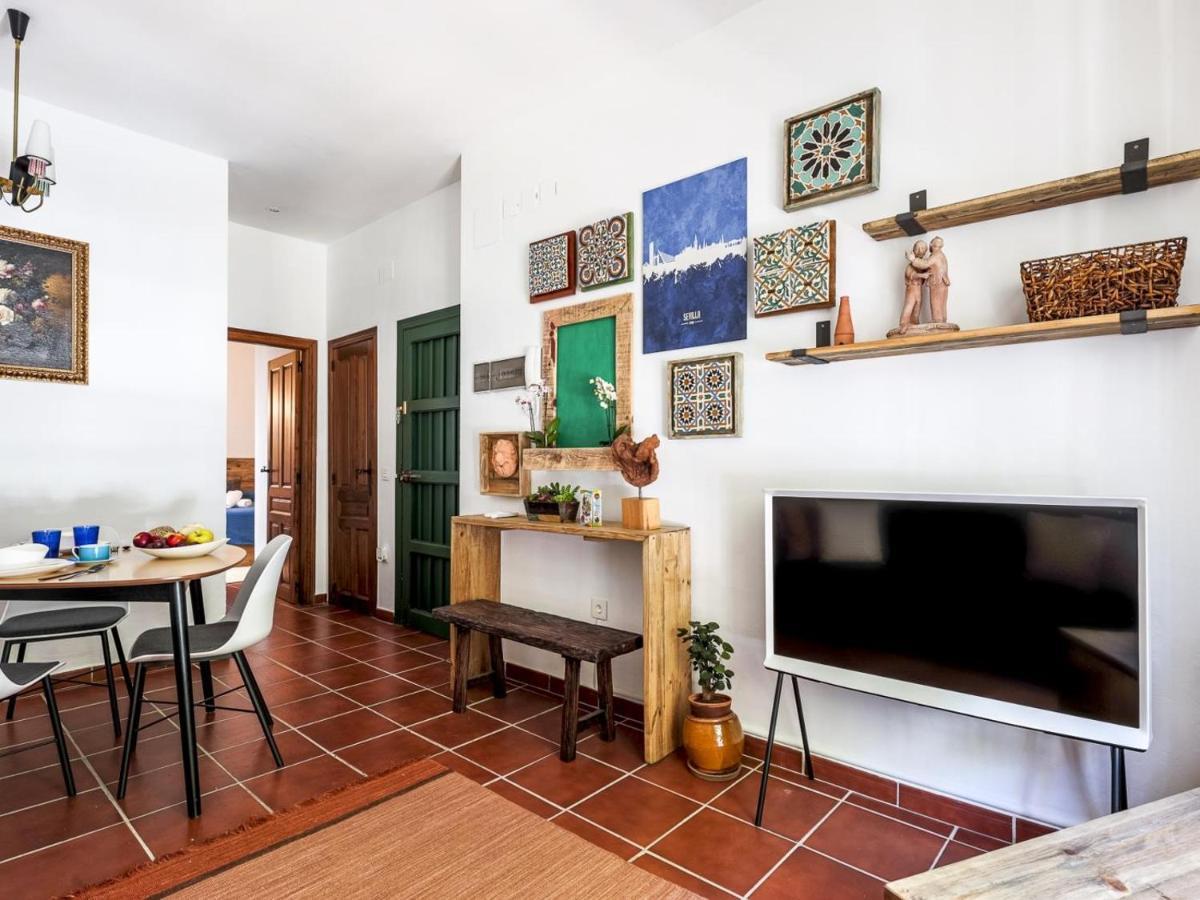 Apartment Castilla 88 *