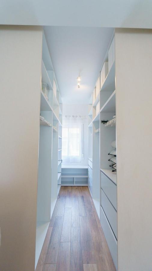 Rentalsevilla Luminoso Apartamento En El Centro Sevilla