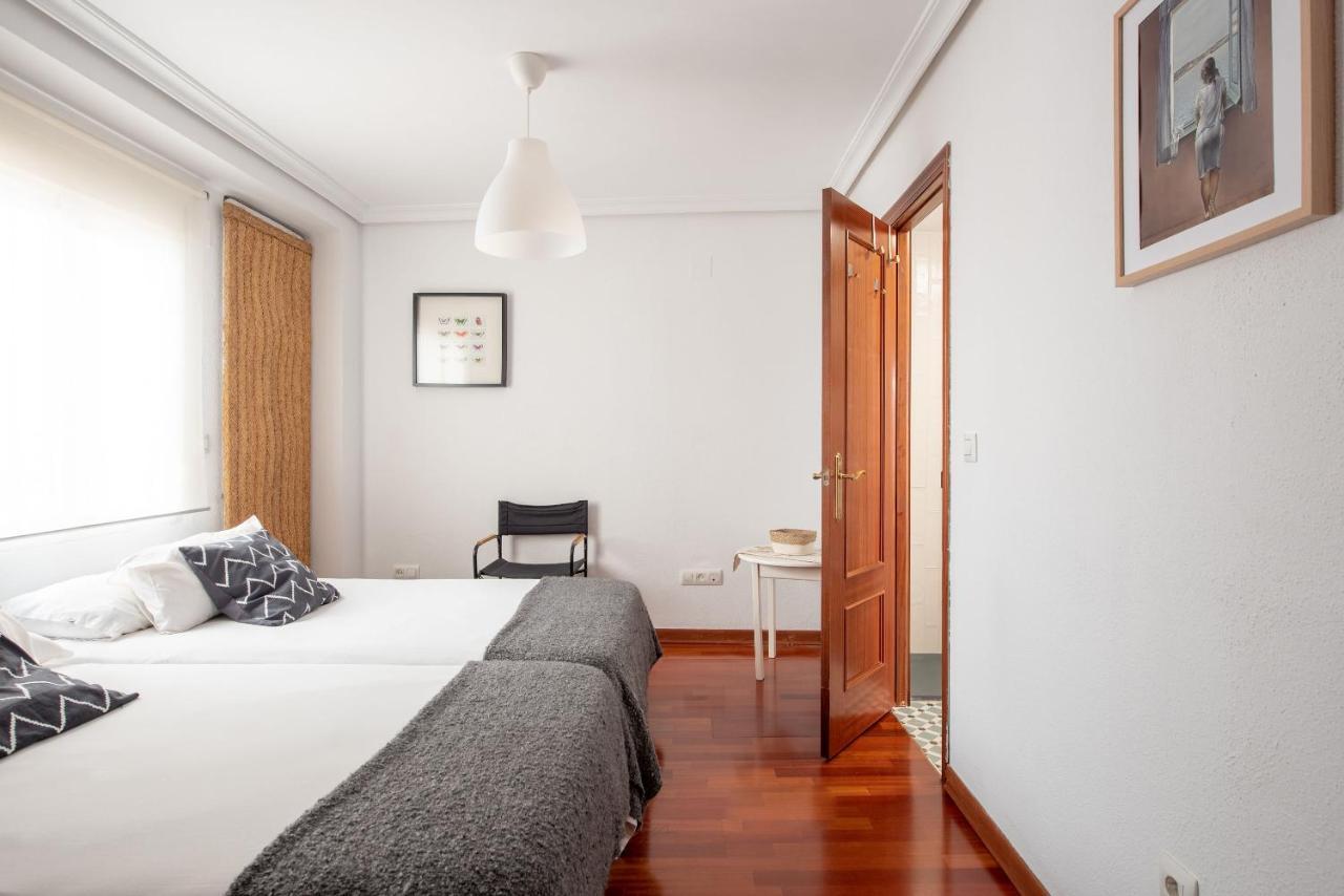 Apartamento Calle San Jacinto, 57 *