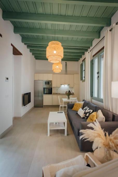 Komodo Gran Poder - Penthouse With Private Pool And Cozy Twin Bedroom * Sevilla