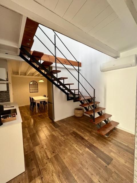 Apartamento Duplex Con Terraza Privada, 200 Metros De Catedral