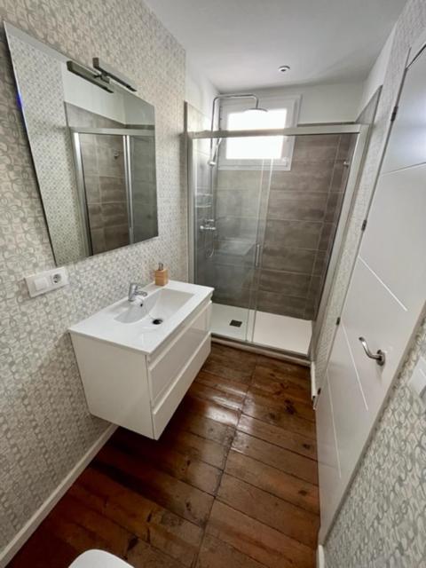 Apartamento Duplex Con Terraza Privada, 200 Metros De Catedral