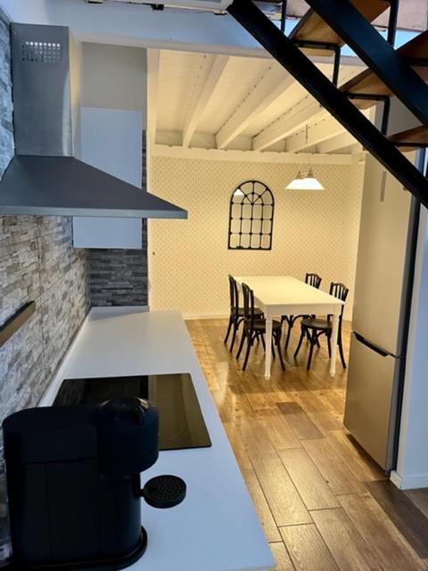 Duplex Con Terraza Privada, 200 Metros De Catedral * Sevilla
