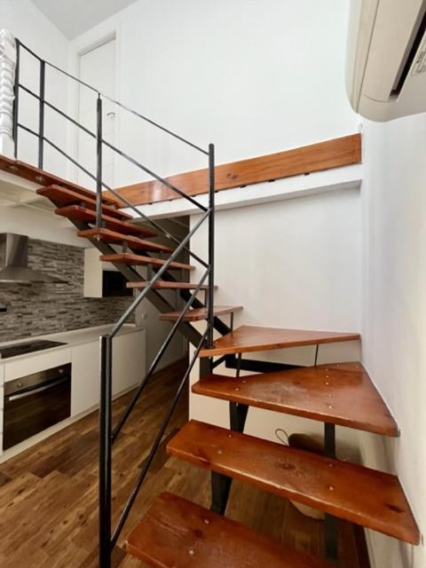 Apartamento Duplex Con Terraza Privada, 200 Metros De Catedral *