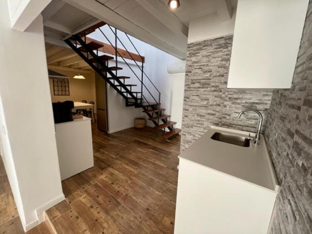 Apartamento Duplex Con Terraza Privada, 200 Metros De Catedral *
