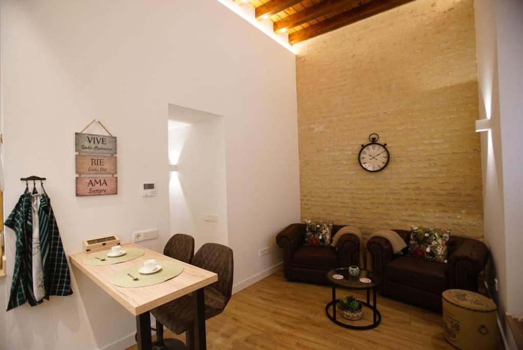 Сasa de vacaciones Mini In The Heart Of For Exclusive Usage Sevilla