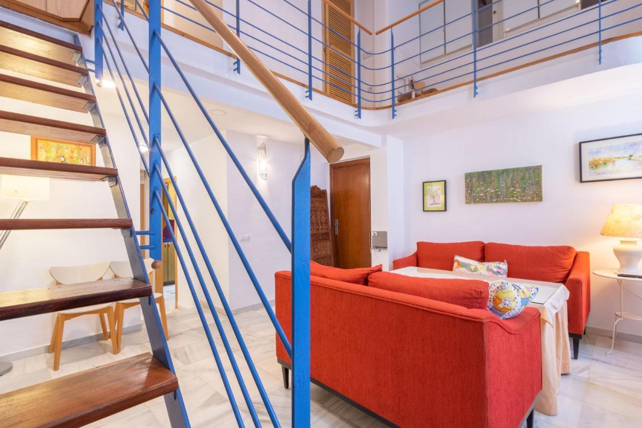 Goles Courtyard With Parking By Valcambre Sevilla