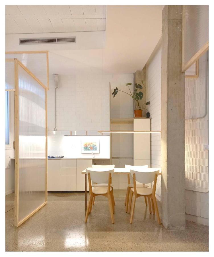 Casa Entera E Independiente Con Parking En Pleno Centro De *