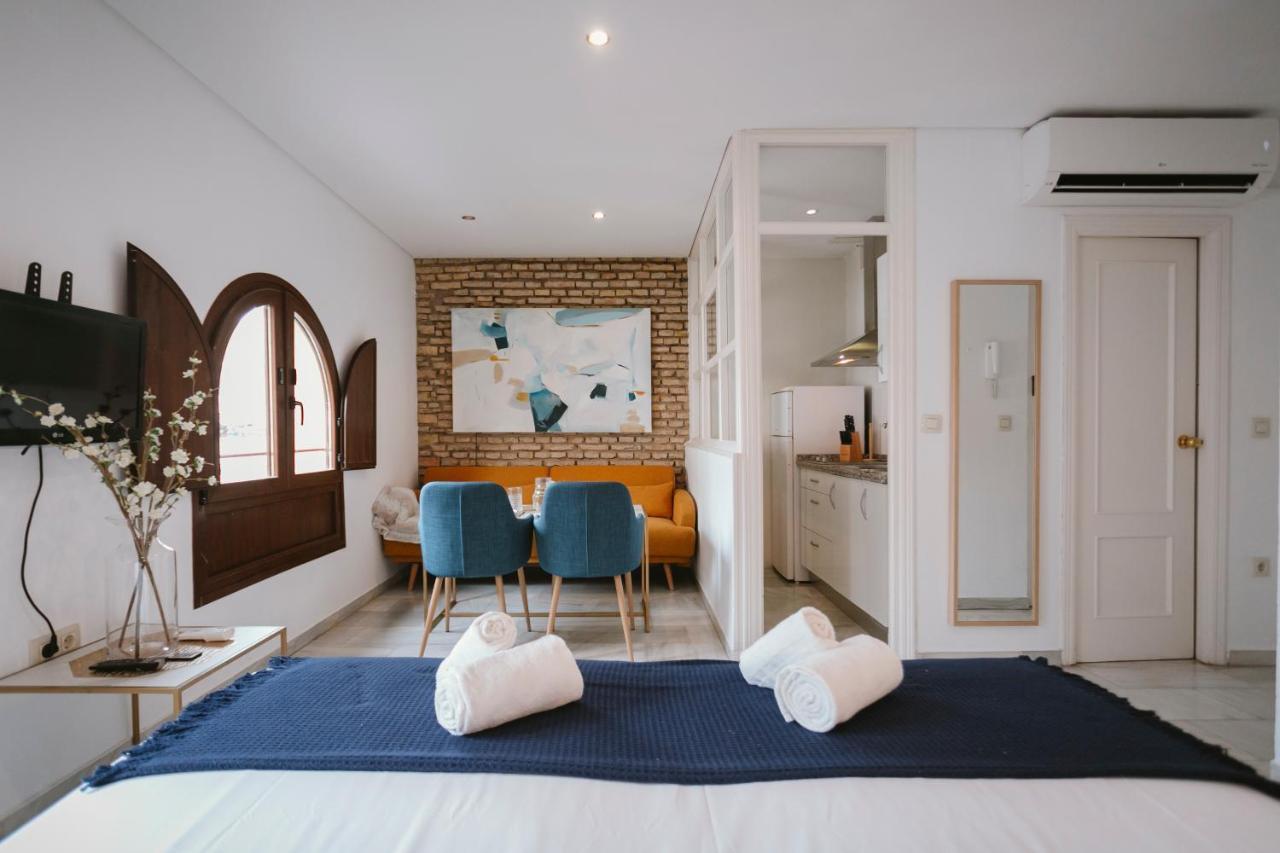 Complete Studio With Terrace - 1bth- La Giralda * Sevilla