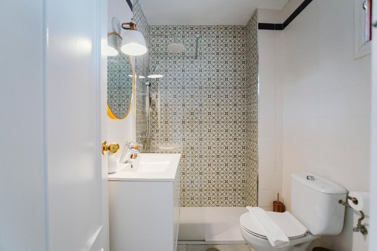 Complete Studio With Terrace - 1bth- La Giralda Sevilla