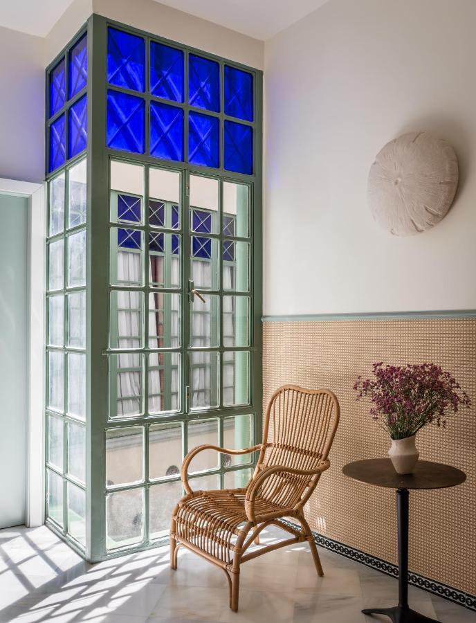 Hotel Bypillow Abril Sevilla