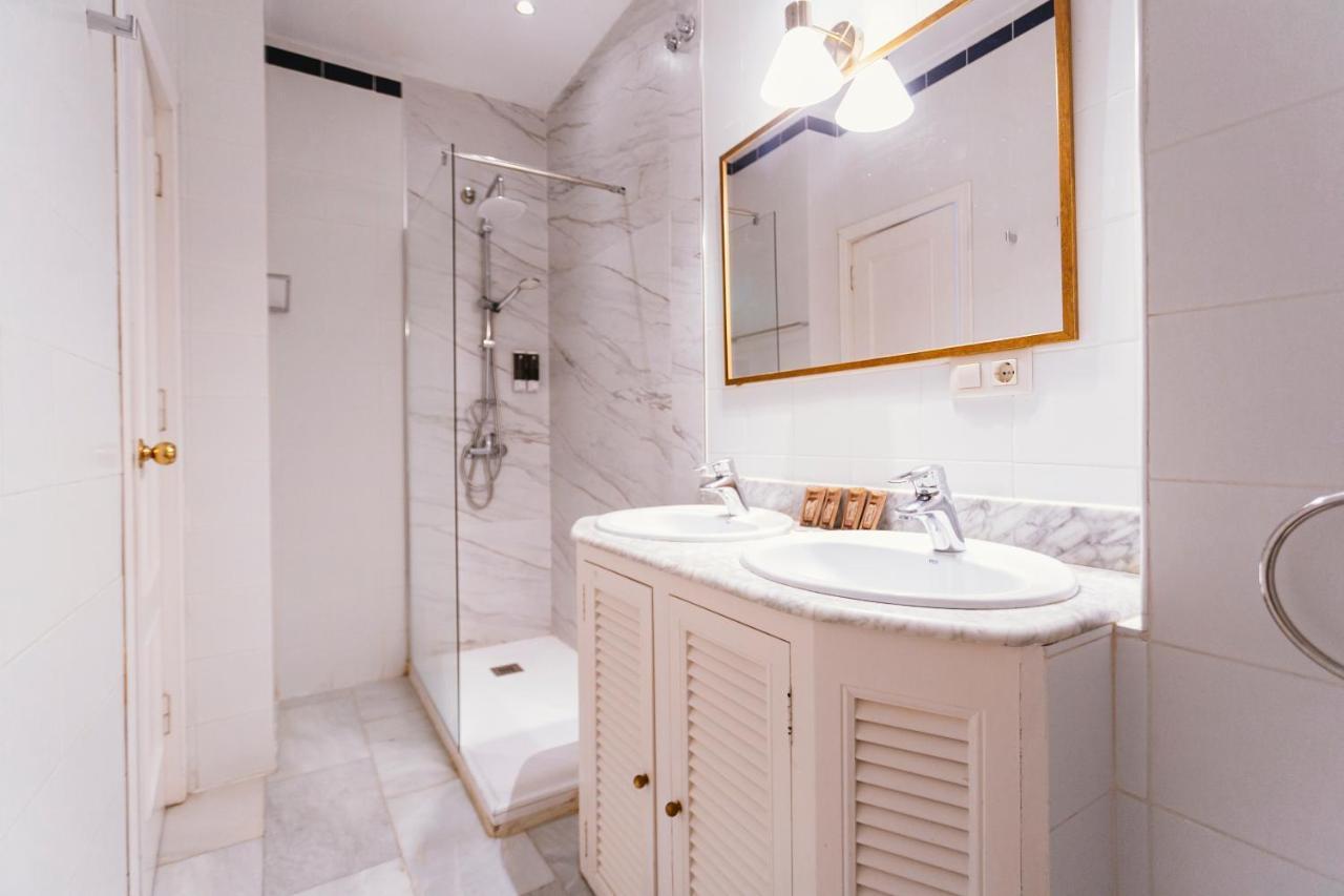 Apartment Bright And Cozy-1bd 1bth & 2bd 1bth- La Giralda