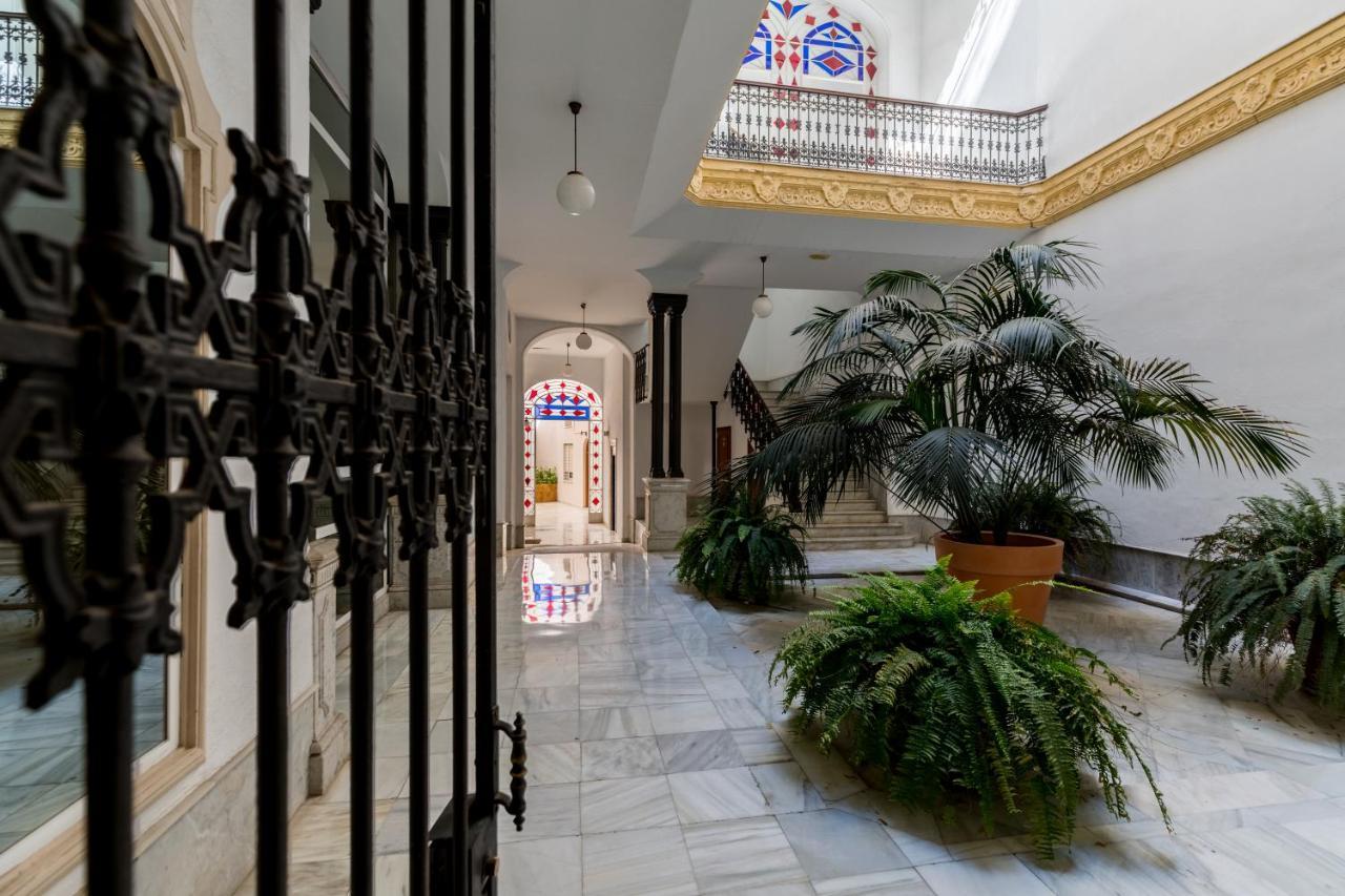 Apartamento Aoa Family Cathedral Sevilla