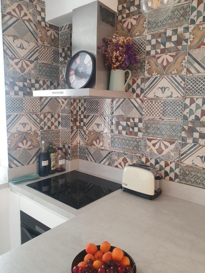 Beautiful With Terrace San Basilio Seville